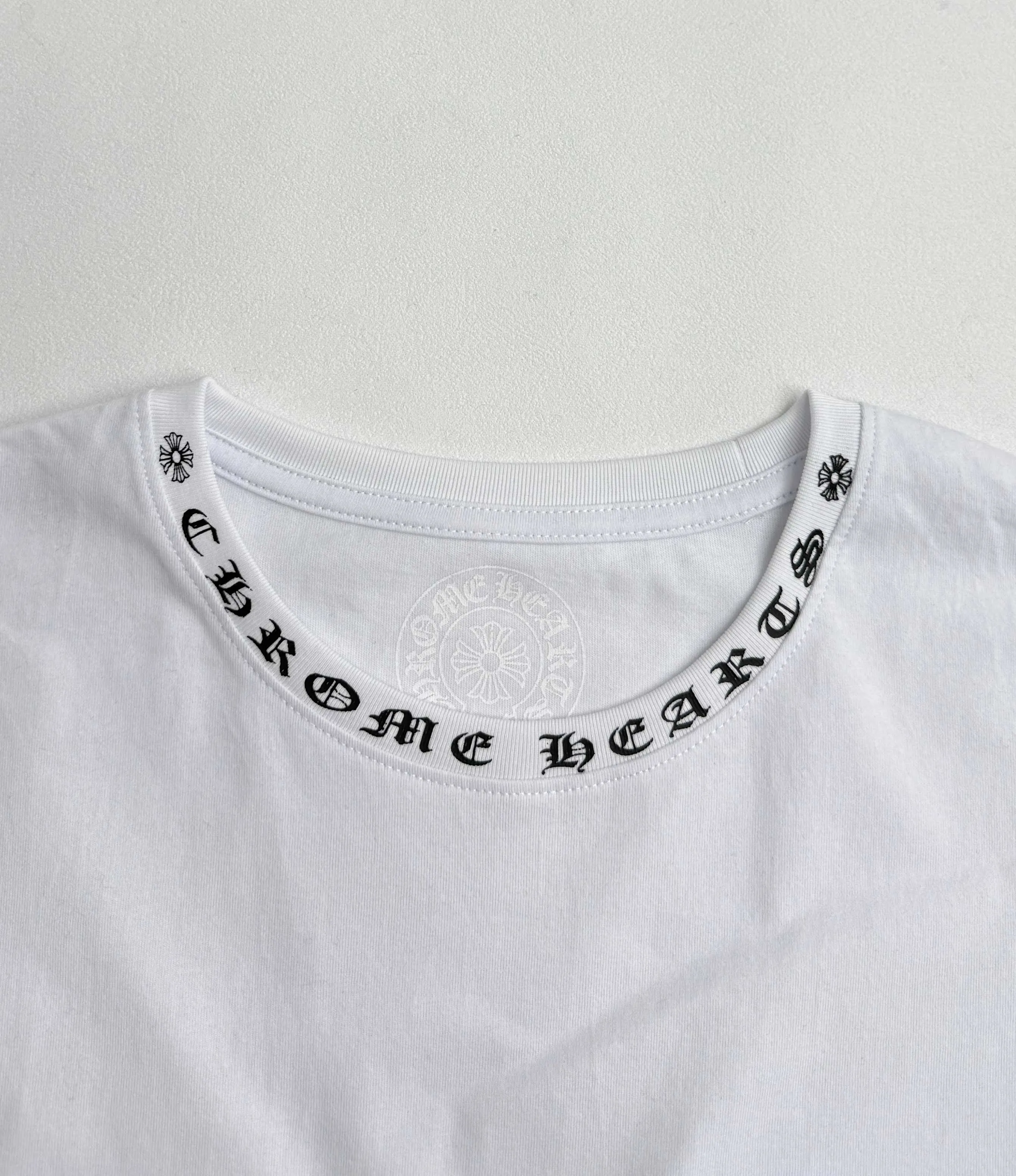 P300 Chrome Hearts Chrome Hearts Sanskrit Neck Unicorn Arm T-Shirt Long Sleeve S/M/L